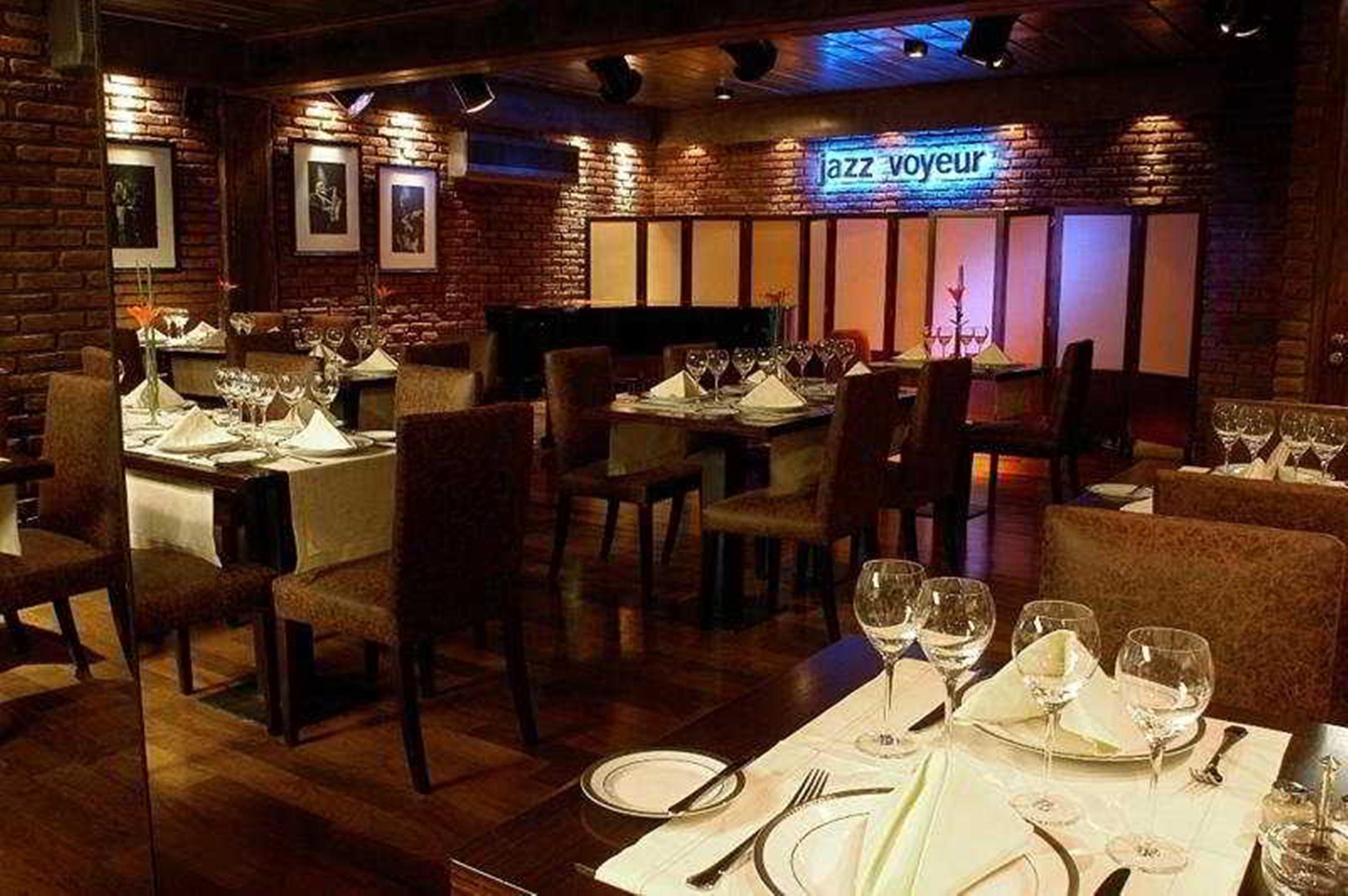 Melia Recoleta Plaza Hotel Buenos Aires Dış mekan fotoğraf Jazz on 4